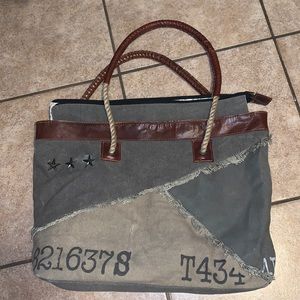 Mona B tote